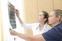 Более 300 медиков разных специальностей пройдут стажировки в областном онкодиспансере в 2023 году